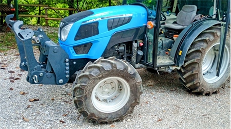 KOMPLETNÝ TROJBODOVÝ ZÁVES UNIVERZÁLNY CAT. 2 PRE TRAKTOR 1500 KG